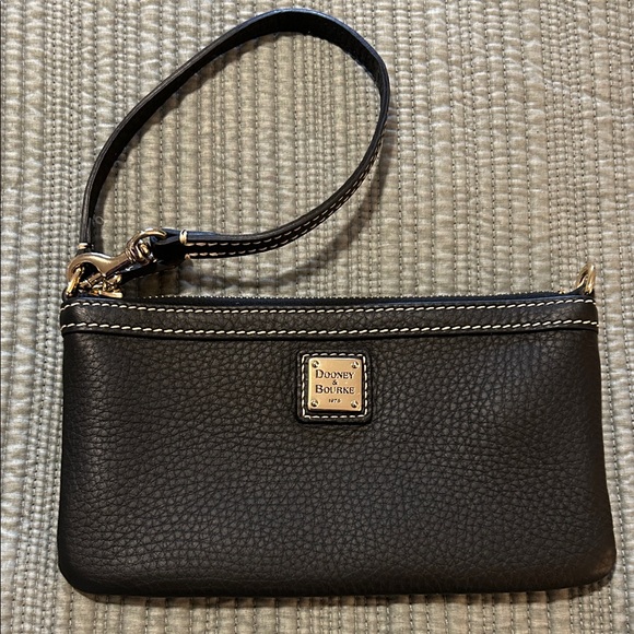 Dooney & Bourke Black Pebble Leather Wristlet - Picture 2 of 14